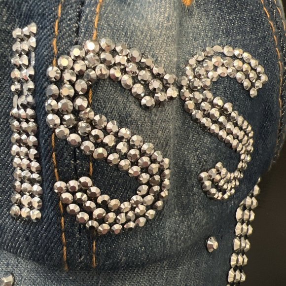 True Gear Denim Distressed KISS Band Bling Baseball Hat Cap New - Picture 14 of 16